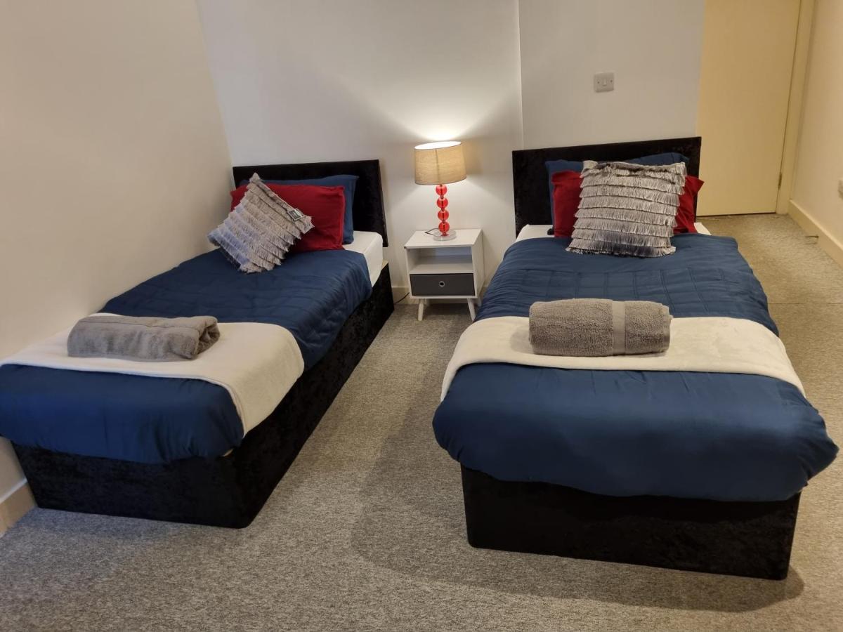 Luxury In Centre 6 Beds 3 Toliet W Private Parking * Southampton